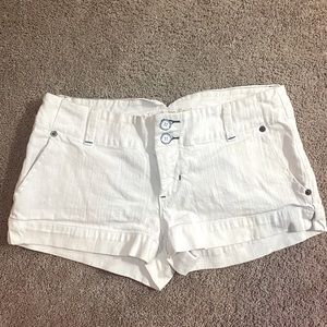 White American eagle shorts size 6